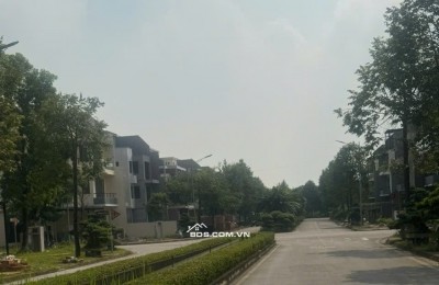 Bán 280m2 khu  đô thị Phú Cát City rẻ hơn so với thị trường,nhà xây sẵn chỉ cần hoàn thiện theo sở thích 0988361490