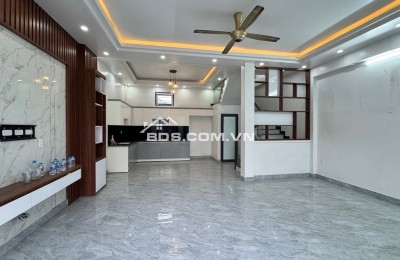 3 TẦNG-NGÕ ÔTÔ ĐỖ CỬA-3 NGỦ KHÉP KÍN - 2,35đ