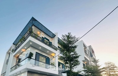 BÁN NHÀ SIÊU ĐẸP 2 MẶT TIỀN  3.5 TỶ 3 TẦNG 60M2 MẶT ĐƯỜNG ĐỆ TỨ