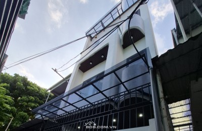 BÁN NHÀ ĐẸP 2.2 TỶ 3 TẦNG 50M2 NGÕ THẲNG NGẮN NGUYỄN VĂN TRỖI