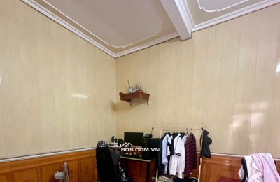 BÁN NHÀ DÂN XÂY 1.29 TỶ 2.5 TẦNG 33M2 NGÕ NGẮN ĐƯỜNG NGÔ QUYỀN