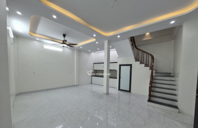 BÁN NHÀ ĐẸP GIÁ RẺ 2.05 TỶ 3 TẦNG 48M2 NGÕ RỘNG NGẮN ĐƯỜNG KÊNH