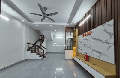 BÁN NHÀ ĐẸP 2.2 TỶ 3 TẦNG 50M2 ( ĐÔNG NAM ) NGÕ RỘNG ĐƯỜNG KÊNH