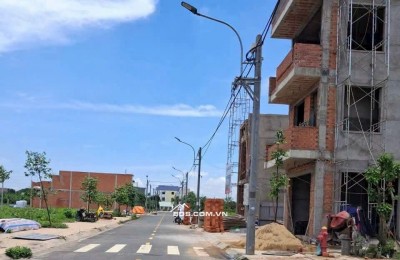 Lô đối diện công viên khu TĐC Tân Hạnh ,sổ riêng ,full thổ cư 3.5 tỷ _90m2