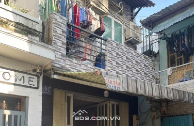 BÁN NHÀ HẺM 4M (BÊN HÔNG ĐẦM SEN) 38M2 (1 TRỆT 1 LẦU) 4.3TỶ. LH:0913900555.